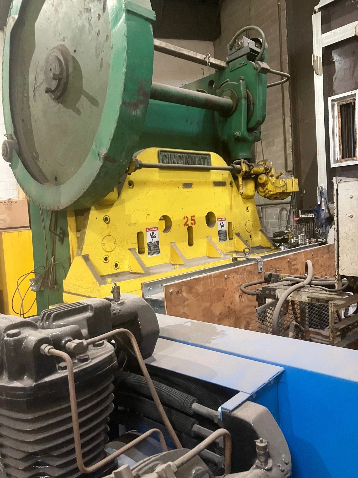 USED CINCINNATI SERIES 90X4