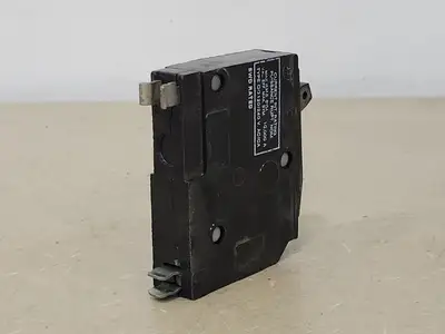 20 Amp, 1 Pole, 120/240 volts Circuit Breaker QO120