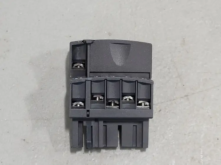 New | in-Stock SCHNEIDER ELECTRIC LU9BN11 Parts British Columbia CA | Lenmark #270225