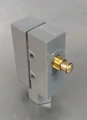Cutler-Hammer E47BLS32 Limit Switch Roller Loc4E15