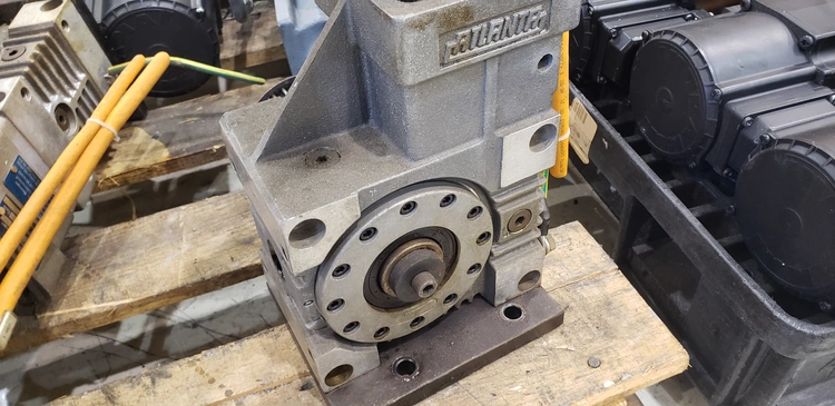 Used _UNKNOWN_ 58-43-230 Gearboxes Alabama US | Transamerican Equipment Company #709235