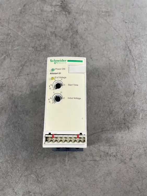 Used Schneider Electric Schneider Electric ATS01N112FT Altistart 01 Motor Controllers South Carolina US | Palmetto Automation #1161486