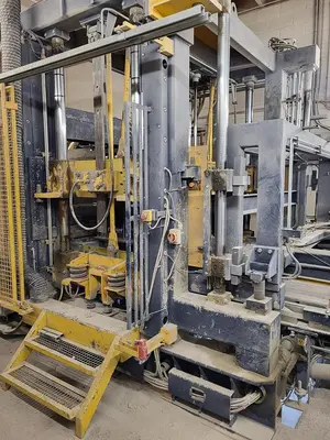 Used 2007 OMAG 1200X1100 Block Making Machines Quebec CA | DIT Equip #1412383