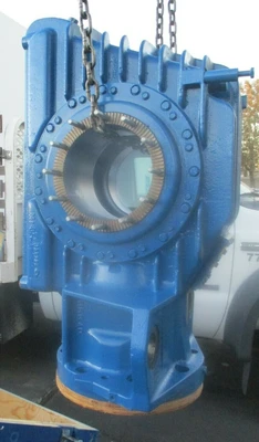 Siemens/Flender, Gear Reducer, Steam Cast Iron Blue 701181, Wind/Energy Turbine