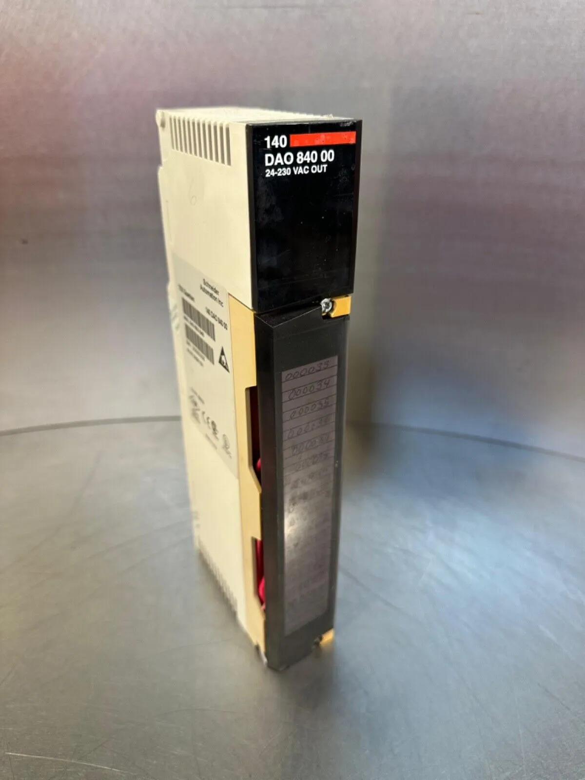 Used Schneider Schneider 140DAO84000 PLC Processors | Palmetto Automation #1148584