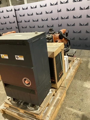 NEW 2015 KUKA KR16 L6-2 + KR C4 NA