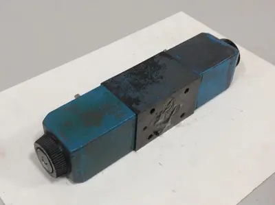 USED VICKERS DG4V-3-6C-M-U-HL7-60