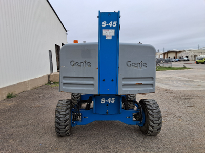 USED 2019 Genie S-45