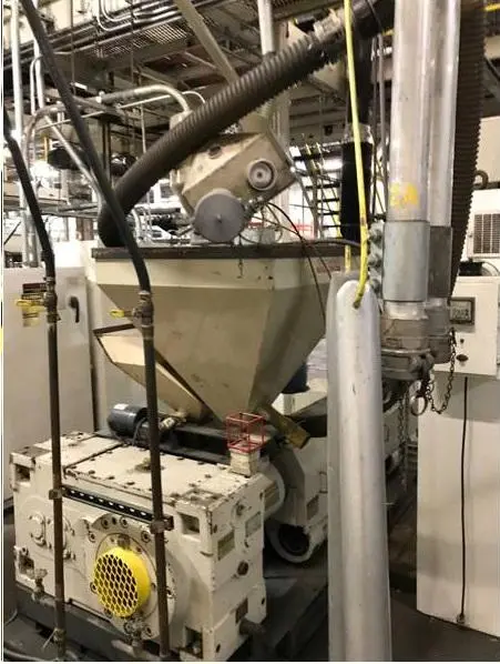 Used 1993 CINCINNATI   MILACRON,    SANO, CONAIR, BATTENFELD 3.5" EXTRUDER  ;    8"  SANO DIE Extruders Florida US | ESCOBAR TRADING, INC. #202924