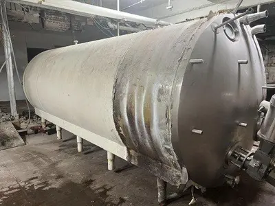Cherry-Burrell SS Horizontal Dairy Tank