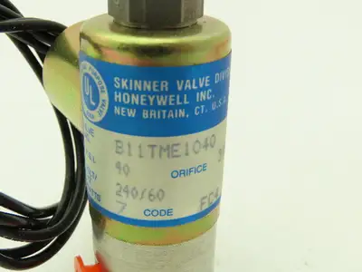 Honeywell Skinner B11TME1040 Solenoid Valve 2-Way (NO) 240VAC 40 PSI 1/8" NPT