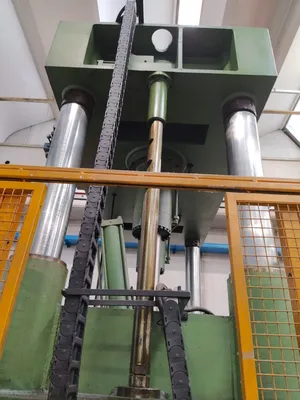 Used UTAS GR4 Molding Presses IT | Gamba Macchine Srl #1281163