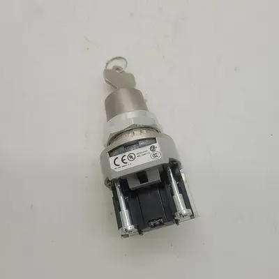 New | in-Stock ALLEN-BRADLEY ALLEN-BRADLEY 2 POSITION CYLINDER LOCK TYPE 800T-H33A Cylinders Michigan US | ND Industrial Surplus #1207889