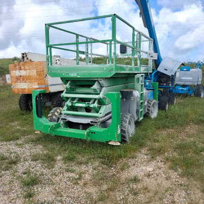 Used 2015 Genie GS-4390RT Scissor Lifters Wisconsin US | Stack Equipment #925027