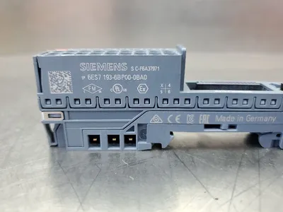 SIEMENS 1P 6ES7 193-6BP00-0BA0 BASEUNIT Module. 3D-21