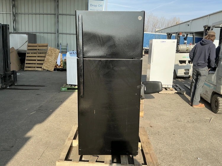Used GE APPLIANCES GTS18GTNDRBB Residential Appliances Michigan US | Miedema Asset Management Group #1761067