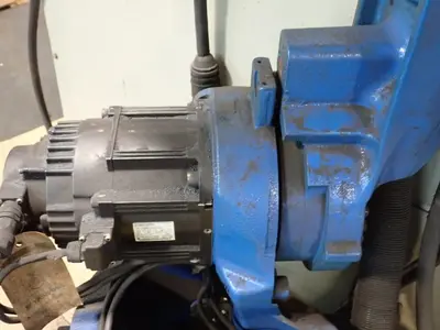 USED 2013 YASKAWA MOTOMAN MH6