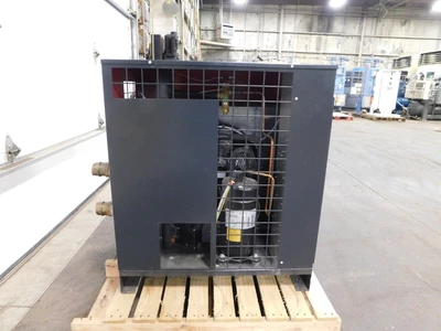 Used CHICAGO PNEUMATIC CPX700(A14)UL Air Compressor Dryers Ohio US | Equipment Recovery Corp. #1330522