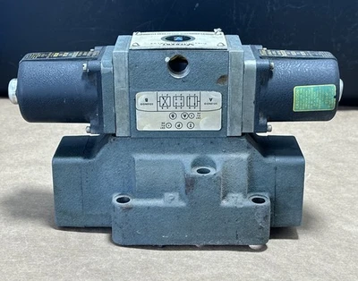 USED Vickers DG5S4 062C-E-H230AC6050 HF