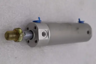 Used _UNKNOWN_ _UNKNOWN_ Pneumatic Cylinders Pennsylvania US | Global Equipment International, LLC #1436314