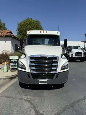 Used 2019 FRHT T12642ST Conventional trucks California US | Commerce Truck Equipment Sales #1548751
