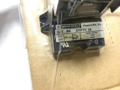Telemecanique J20FTC 18 Pneumatic Time Delay Module 10-180 Sec 600VAC Max