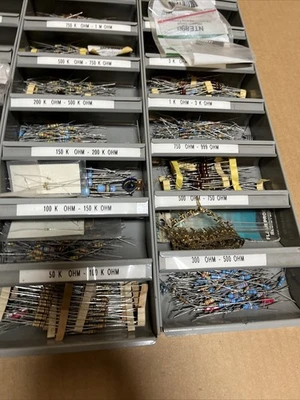 Huge Electrical Lot Circuit Board Repair Resistors, Transitors, Chips, Fuses🇺🇸