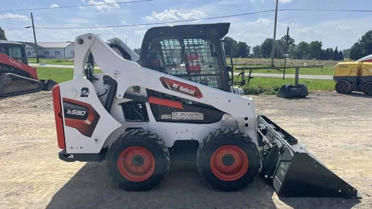 Used 2025 Bobcat S590 Skid Steer Loaders Ohio US | Rubbl #1399720