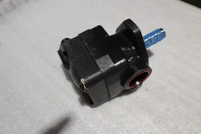 Vickers F3V201S7S1A11L - Hydraulic Pump - STOCK SGF73