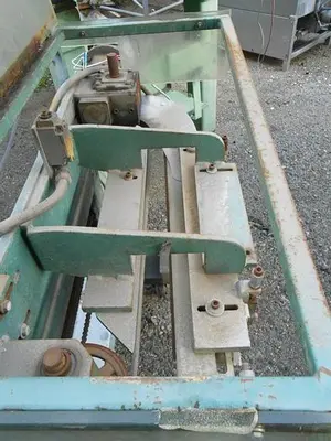 Cutter, Trimmer, 24", Vertical, Larson, 3/4 HP, 60 CPM #S742202