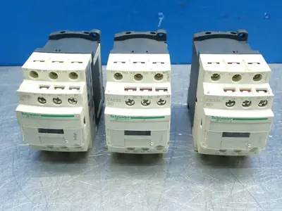 Used SCHNEIDER ELECTRIC LAD4TBDL PLC Contactors Ohio US | HGR 24 #869661