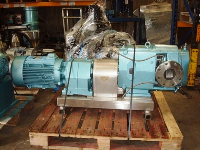300 Lpm Waukesha S/S Pump Model 50 70