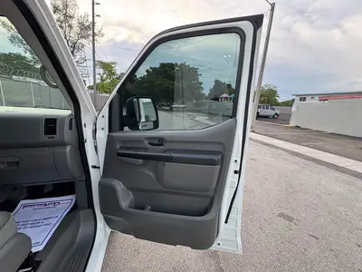 Used 2017 NISSAN NV 2500 Vans Florida US | Truck and Van Outlet #1509204