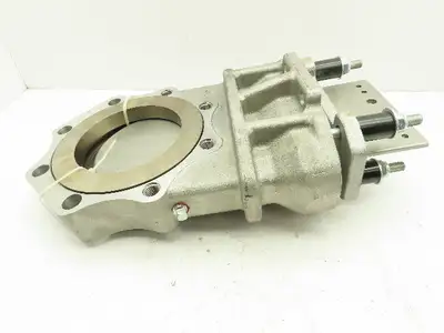 United Conveyor Corp 191992 Stainless 6" Knife Slide Gate Valve 8-Lug 40 PSI