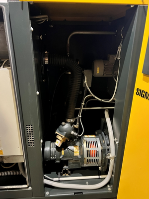 USED 2010 KAESER SFC22