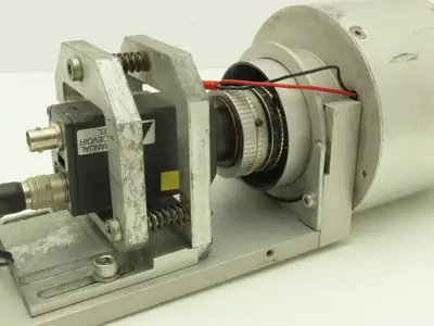 Hitachi KP-M2RP Camera Near-Infrared Monochrome CCD Industrial Lens HF16A-2M1