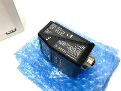 New | in-Stock KEYENCE SR-751 Barcode Scanners Michigan US | Maverick Industrial Sales #1460923