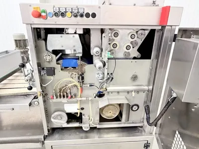 2008 Koenig T5S SK51 & SK67 Automatic Divider Rounders | Harvest Equipment and Fabrication Inc (10)