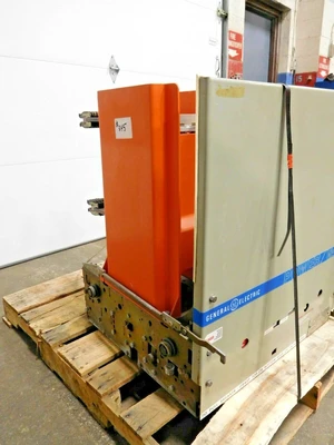 Used GE VB 7.2-500-3 Circuit Breakers Ohio US | Equipment Recovery Corp. #1331720
