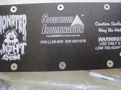 NEW SPECTRUM LL26-630 ILLUMINATION LIGHT LDM 700 AND CABLE LL26630