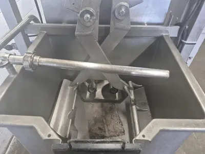 Mozzarella Cooker & Stretcher