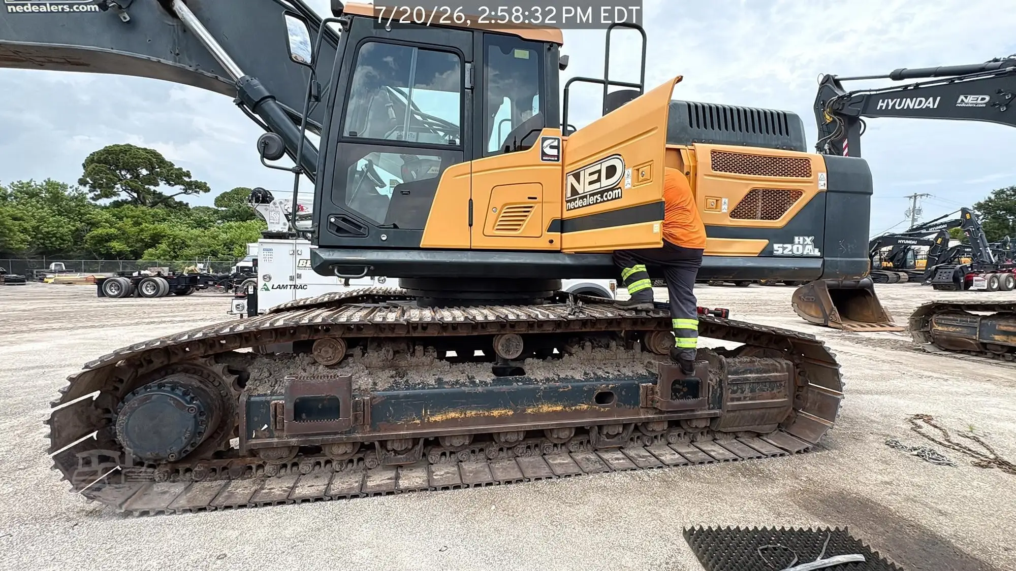 Used 2022 HYUNDAI HX520AL Crawler Excavators Florida US | National Equipment Dealers #1422436
