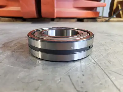 NEW SKF 22212EK/C3