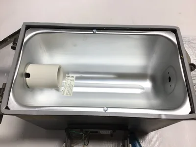 Day-Brite Lighting FLI250MMT Floodlight 250W 120V 60Hz 2.60A