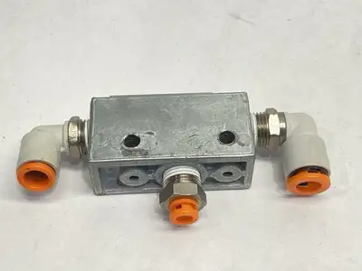Used Mead Manually Actuated Two-Position 3-Way Pilot Valve 1/8" NPT Valves/Fittings Michigan US | Maverick Industrial Sales #1402319