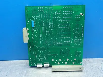 USED HAAS AUTOMATION 323051E