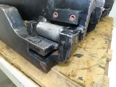 Hyster E100XN Forklift Carriage Fork Positioner 48" Width 10000lbs Class 4 READ