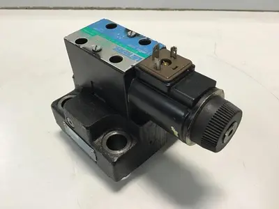 USED VICKERS DG4V3S2AMUHL760EN490