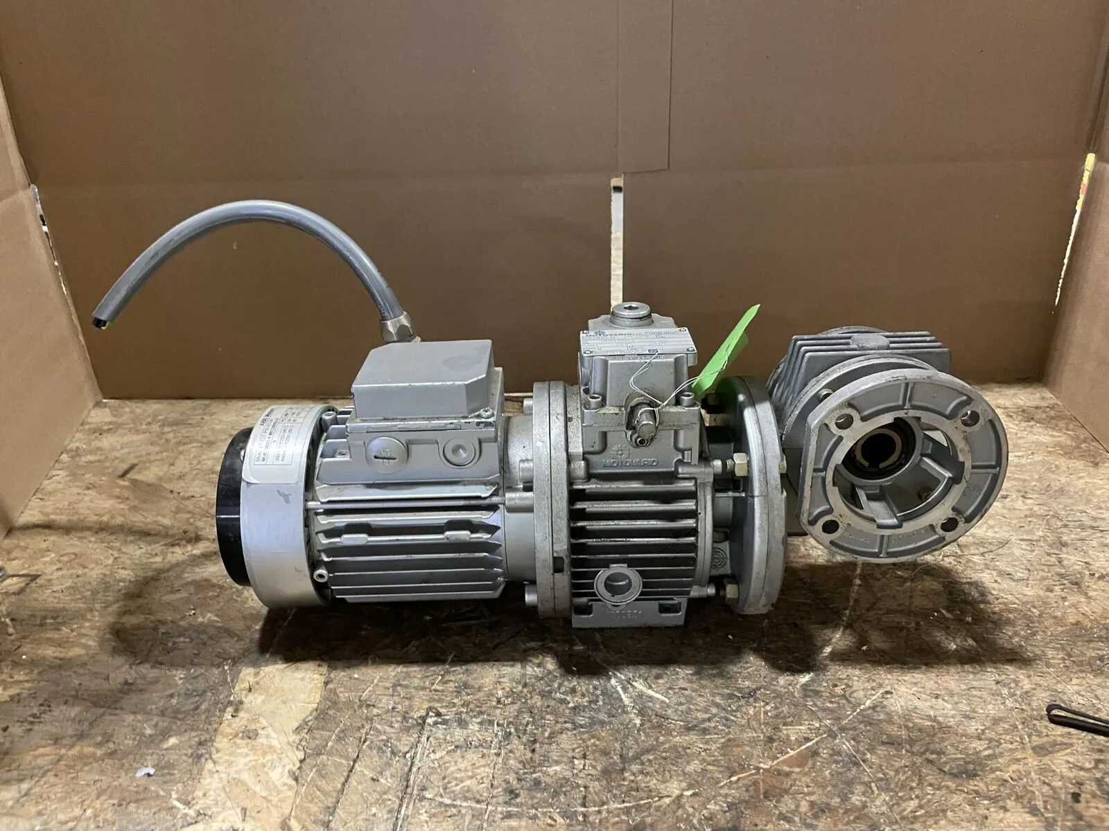 Motovario NKF/002 Worm Gear Speed Reducer 880RPM 1.4:1 1/2HP 3PH