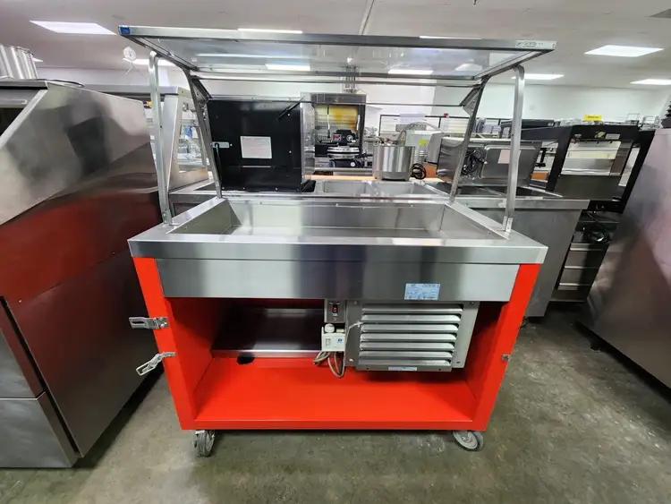 Used Duke Used Duke 315-25PG 46" AeroServ™ Cold Food Bar - Salad Bar - (3) Pan Capacity 120V Food Displays Illinois US | Falcon Restaurant Supply #1376715